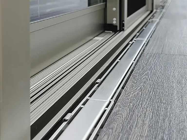 オンリーワンクラブ|スラブコネクター