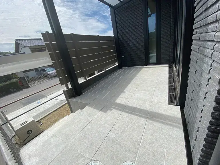 ガーテリア|タイルデッキ施工事例