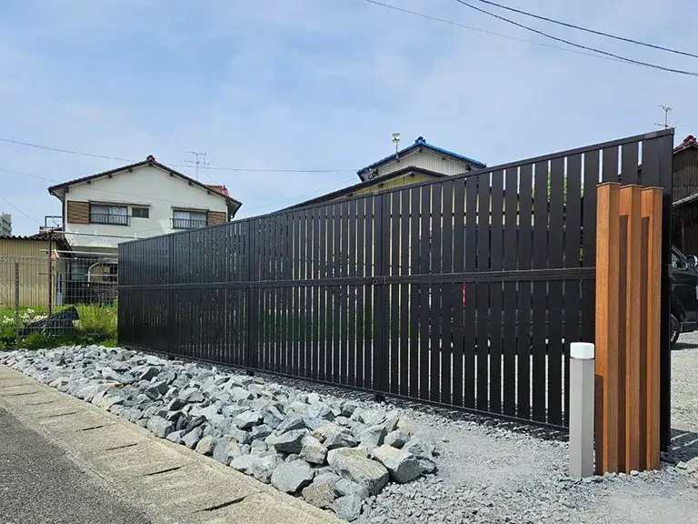 目隠しフェンス施工事例