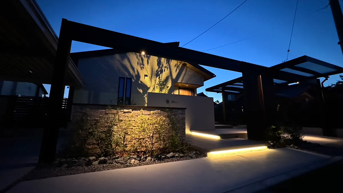 夜の外構