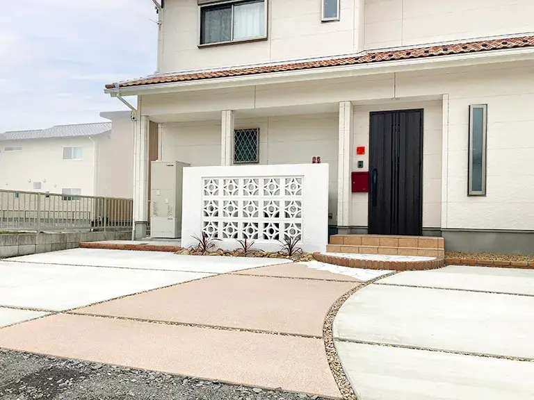 外構駐車場工事コンクリート&洗い出し施工例