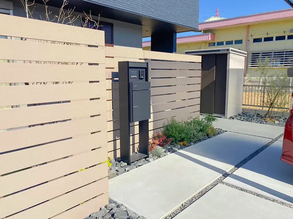 ガーテリア目隠しフェンス施工例