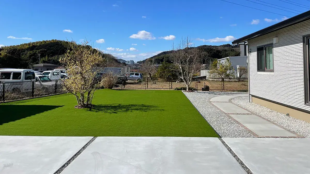 雑草対策コンクリート工事＆人工芝工事
