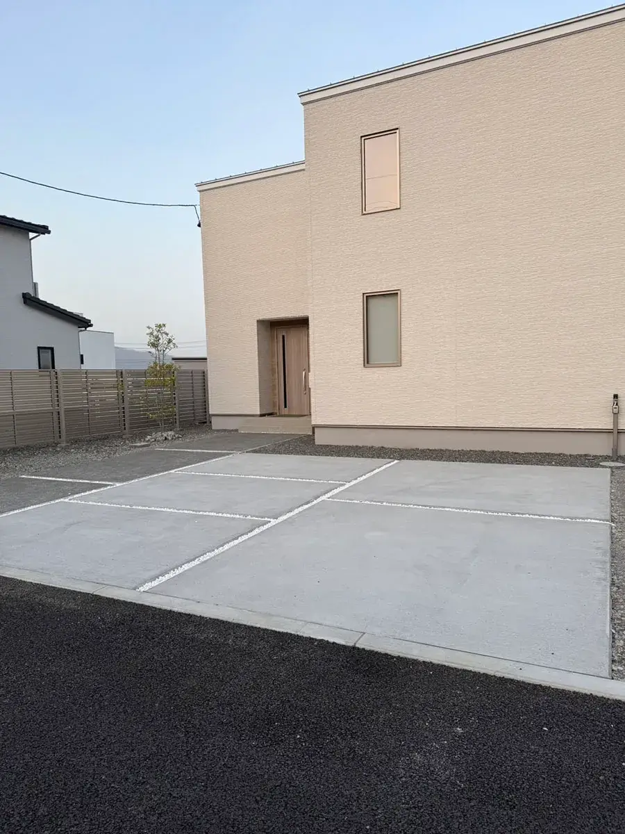 ガーテリア駐車場土間コンクリート工事施工例