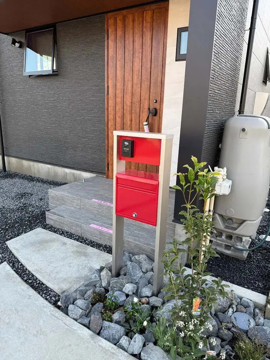 新築外構門柱工事