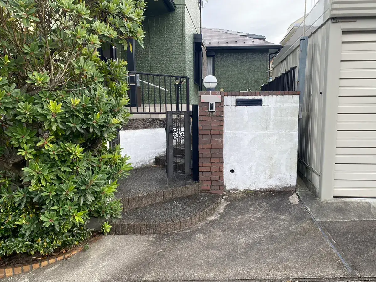 玄関まわり外構リフォーム工事Before