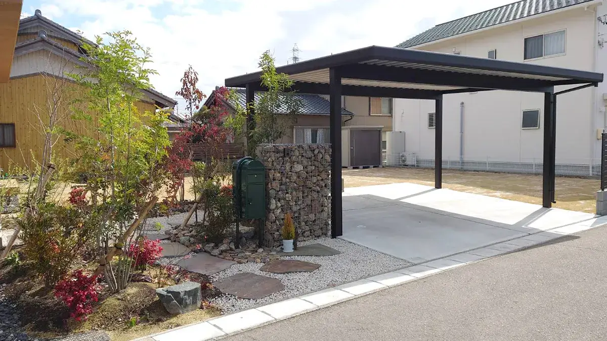 新築外構駐車場施工例