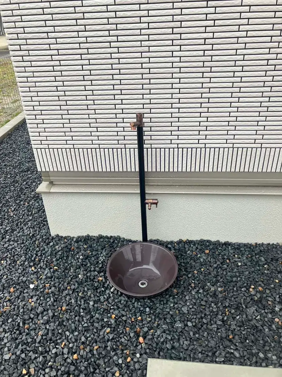 新築外構工事立水栓施工例