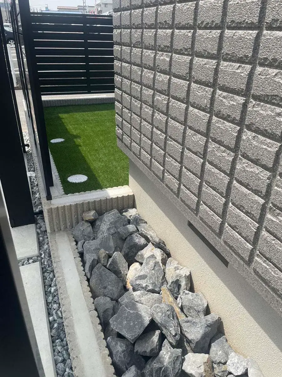 新築外構人工芝施工例