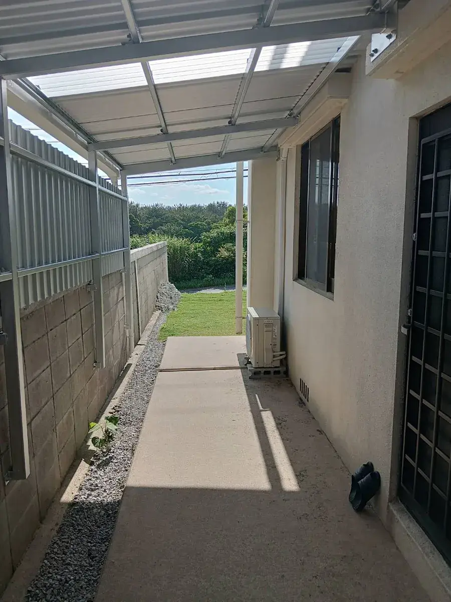 ガルバリウム軒屋根施工例