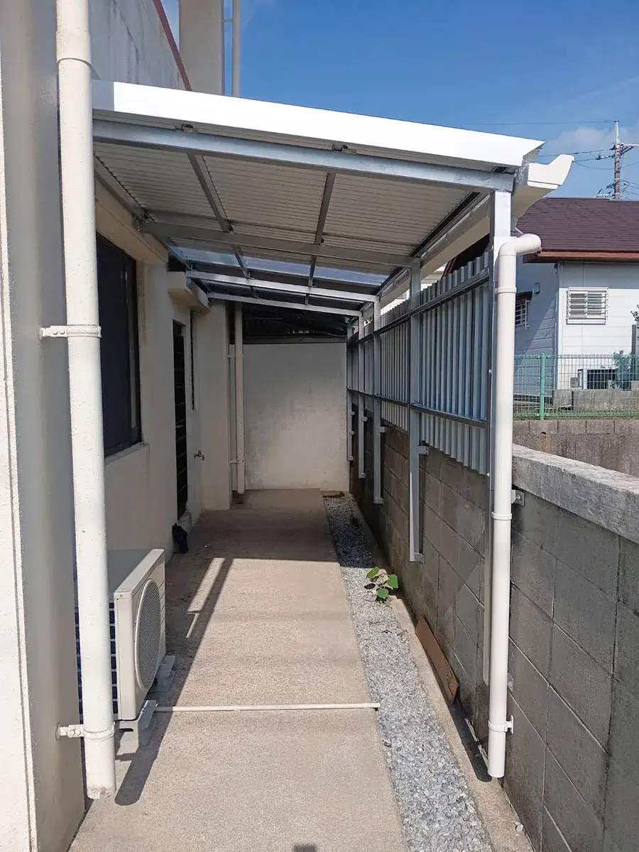 ガルバリウム軒屋根施工例