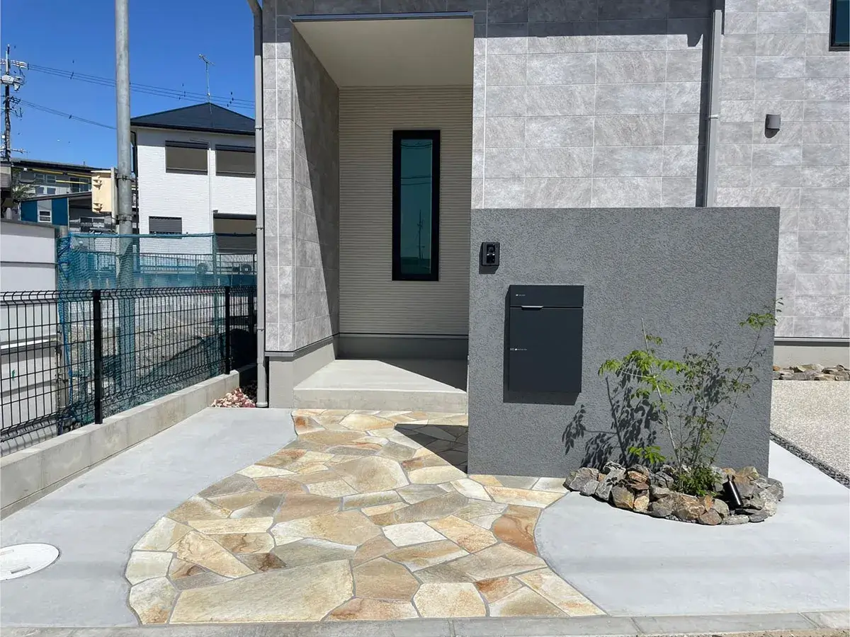 新築外構門袖＆玄関アプローチ施工例