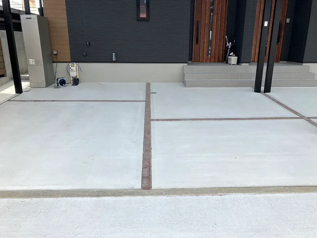 ガーテリア駐車場目地レンガ工事施工例