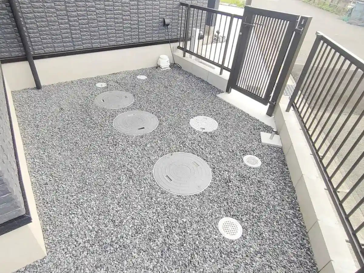 ガーテリア防犯砂利施工例