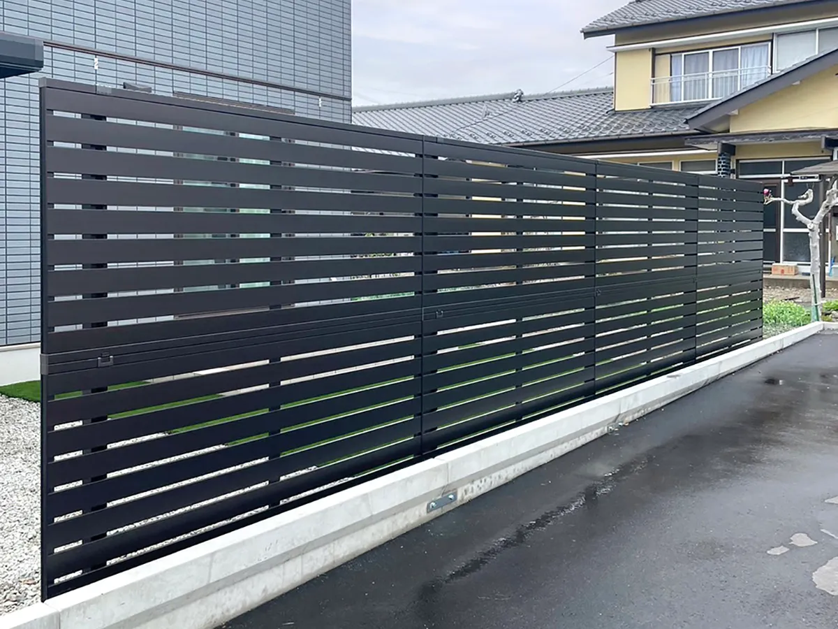 ガーテリア目隠しフェンス施工例