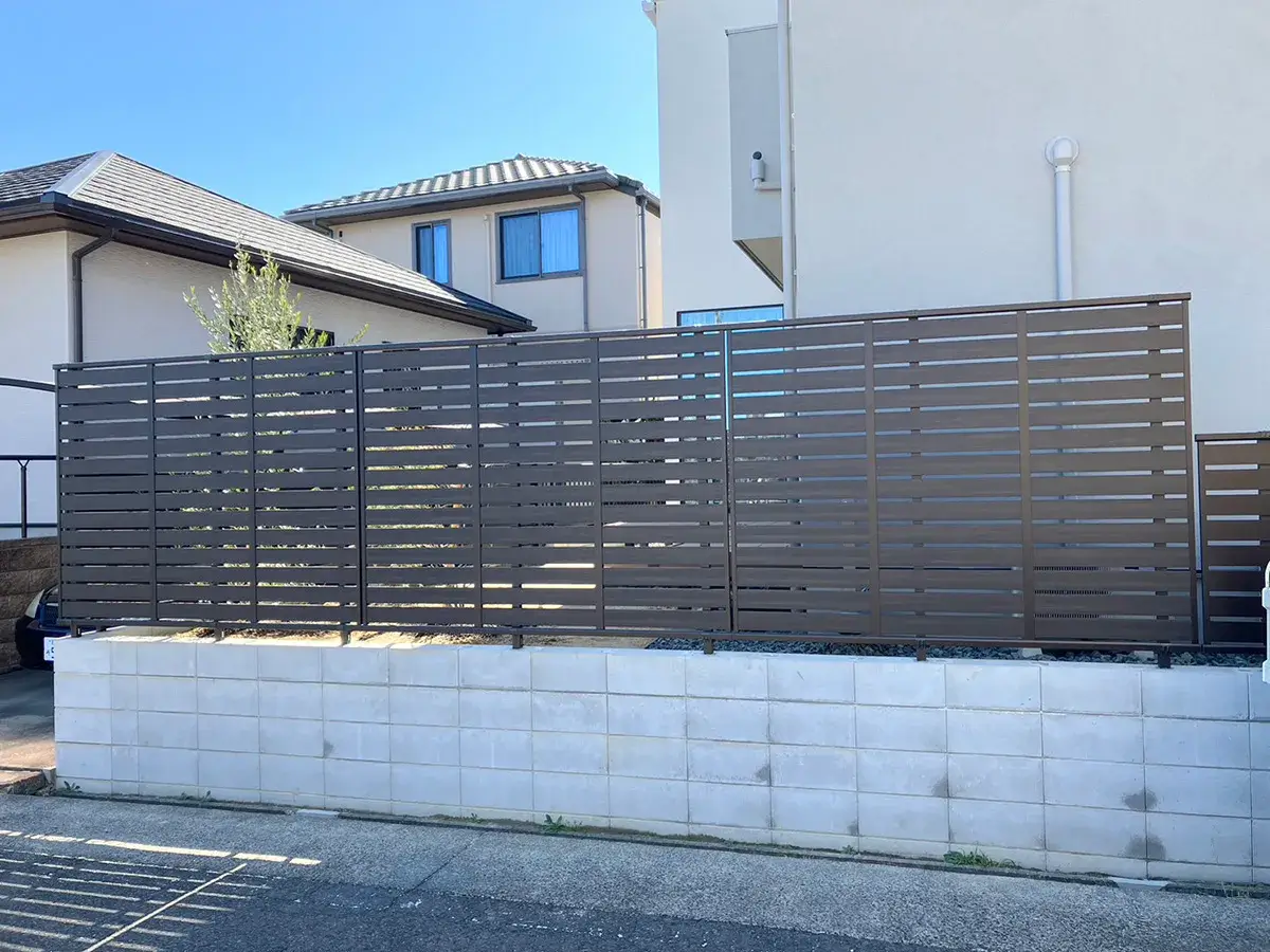 ガーテリア目隠しフェンス施工例