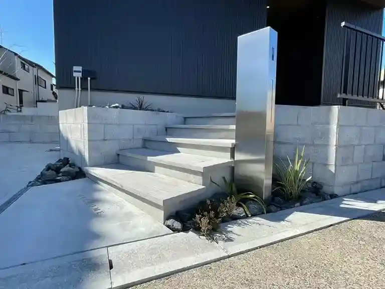 ガーテリア玄関アプローチ施工例