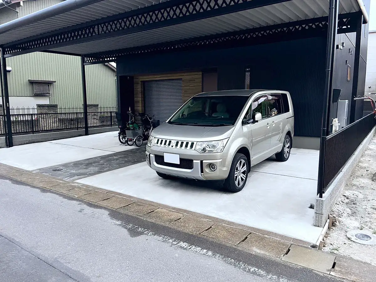 ガーテリア駐車場・折半カーポート工事施工例