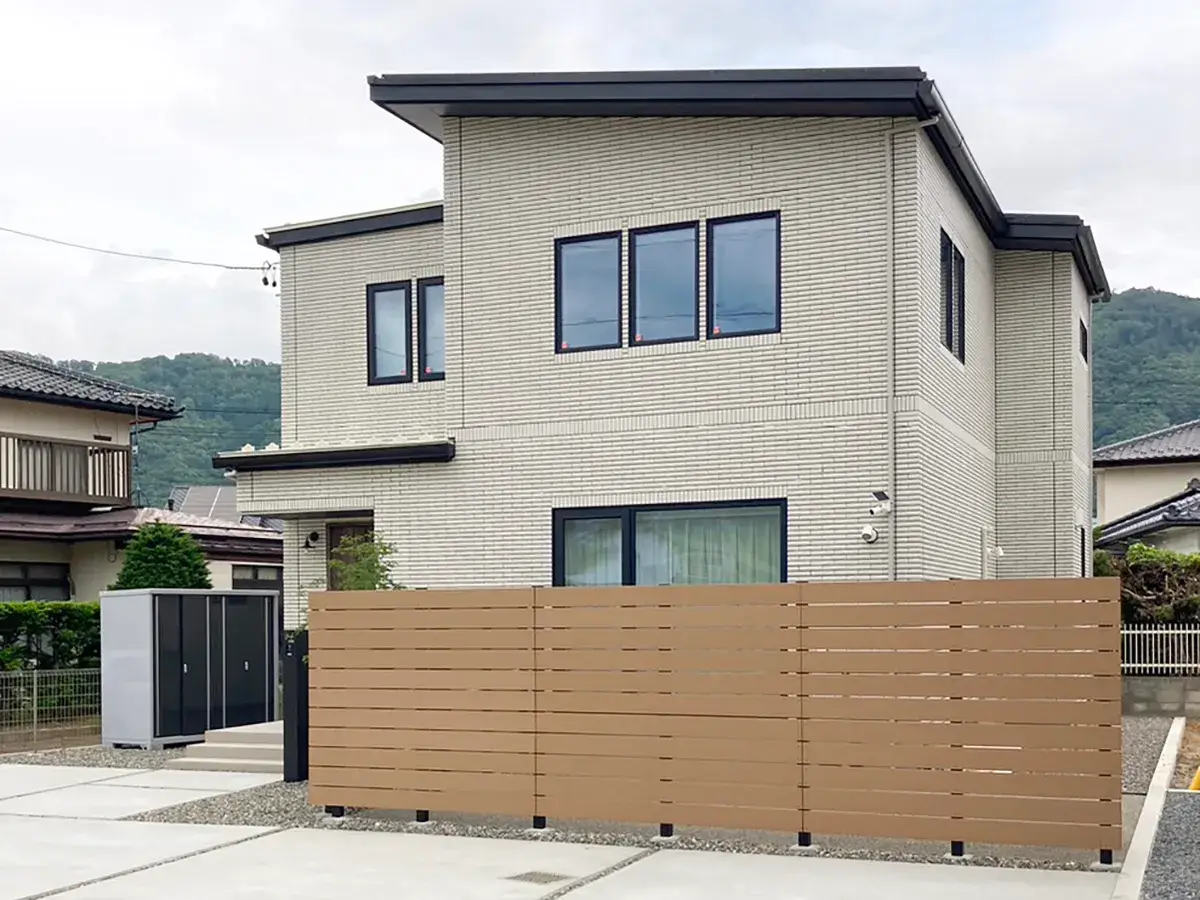 ガーテリア目隠しフェンス工事施工例