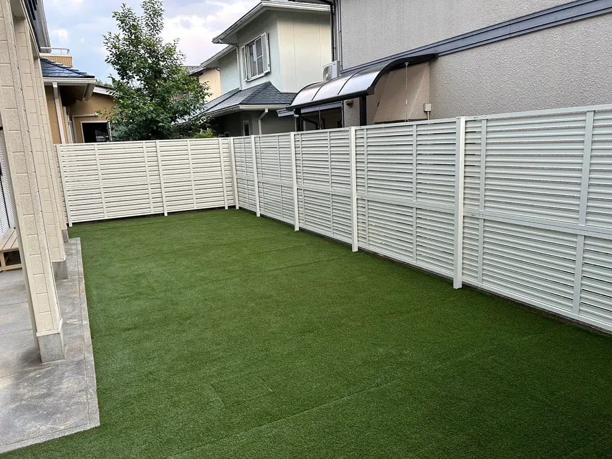 庭リフォーム人工芝＆フェンス工事施工例