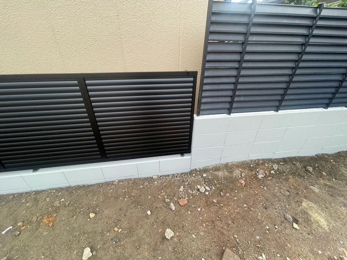 境界フェンスリフォーム工事施工例