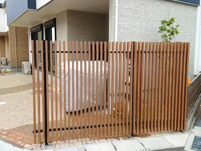 ガーテリア目隠しフェンス工事施工例