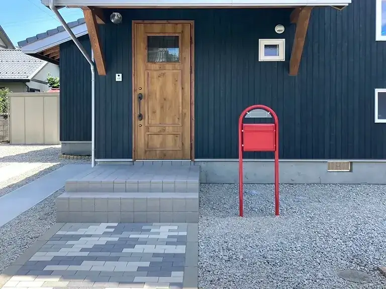 ガーテリア玄関アプローチ＆砂利敷き工事施工例