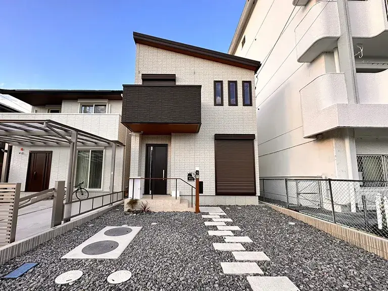 ガーテリア新築外構砂利敷き工事施工例