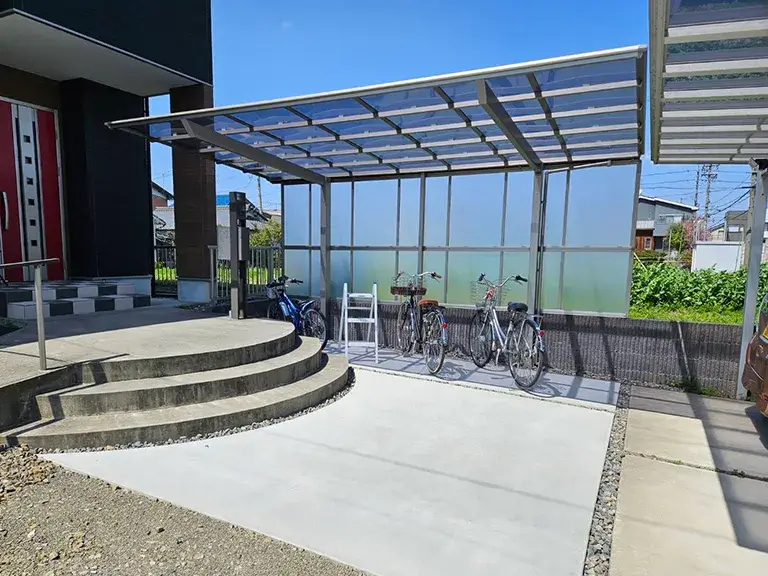 ガーテリアサイクルポートネスカF施工例