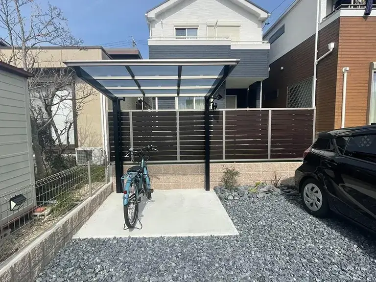 ガーテリアサイクルポート施工例