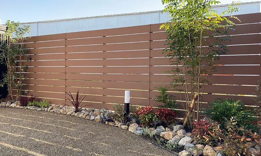 ガーテリア目隠しフェンス施工例