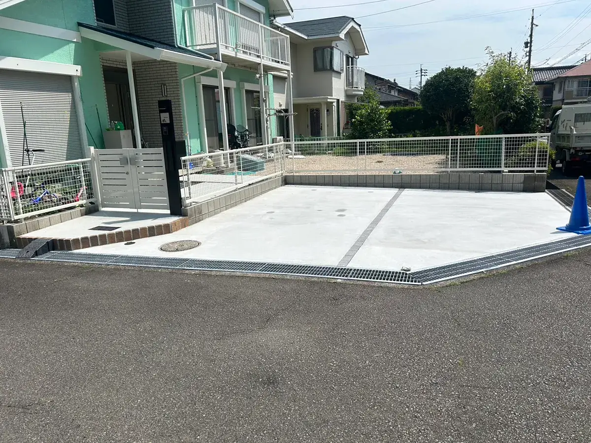 庭リフォーム駐車場拡張工事施工例