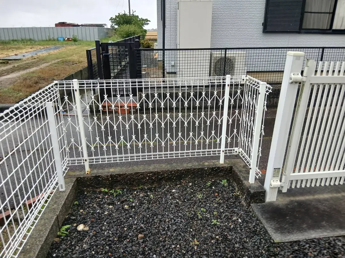 ガーテリアフェンスリフォーム施工前