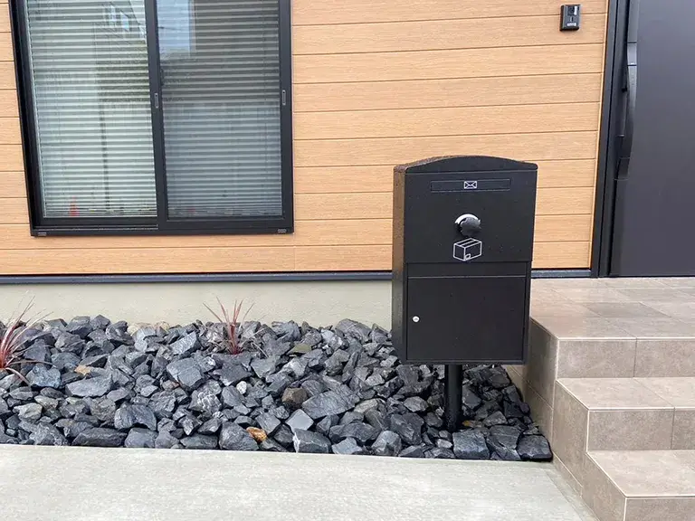 ガーテリア宅配ボックス施工例