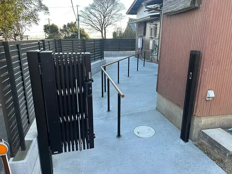 ガーテリア外構リフォーム手すり工事施工例