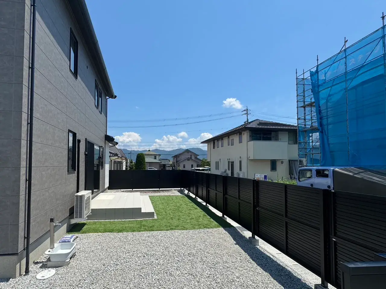 ガーテリア新築人工芝外構工事施工例