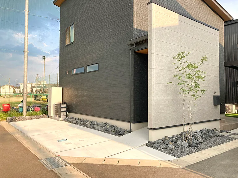 ガーテリア外構駐車場工事施工例