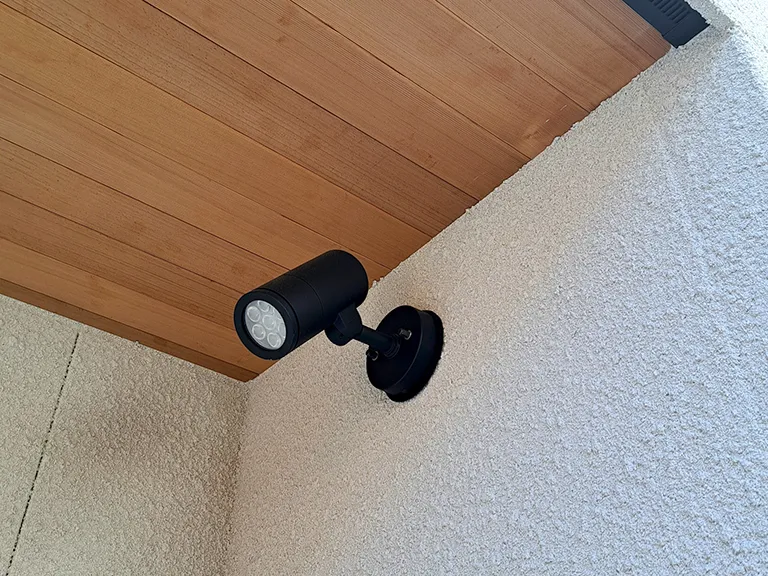 ガーテリアセンサーライト施工例