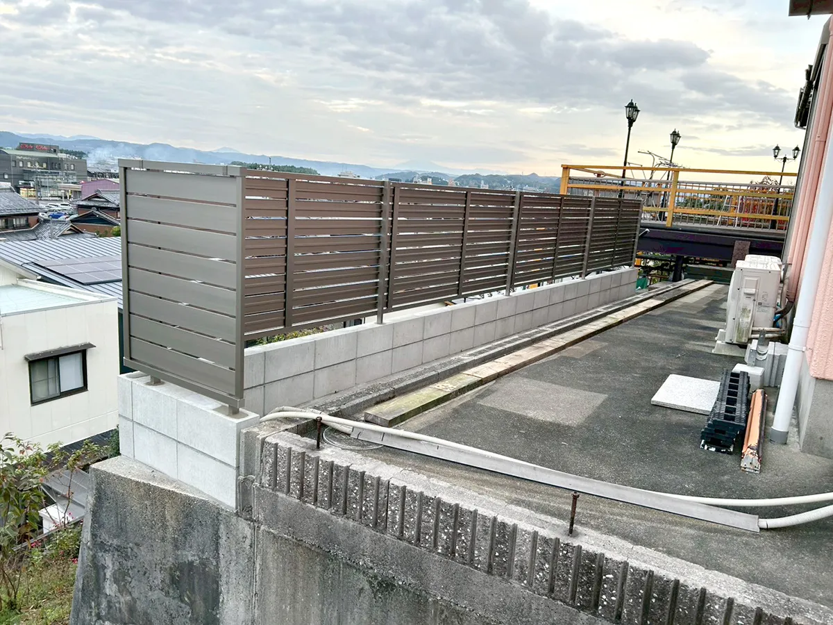 外構リフォーム目隠しフェンス施工例