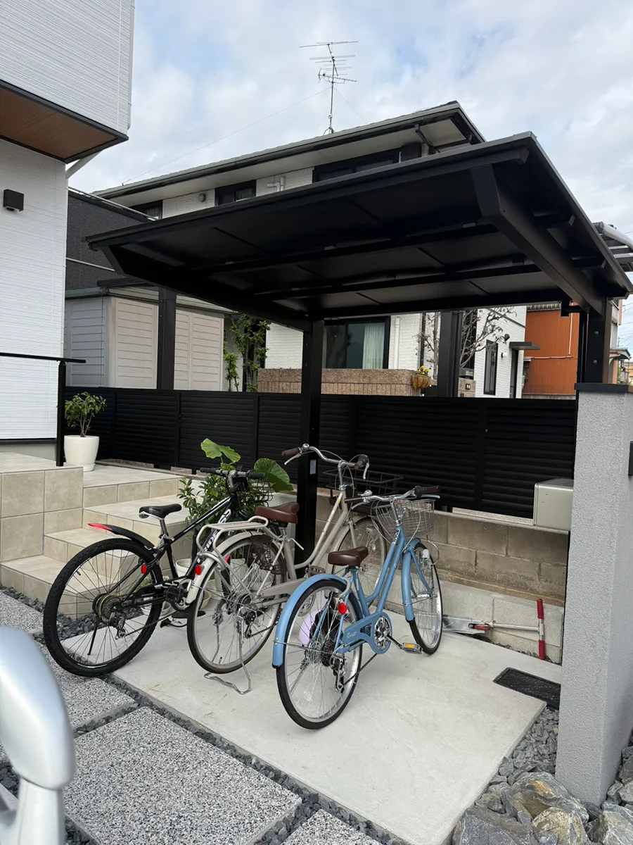 ガーテリアサイクルポート施工例