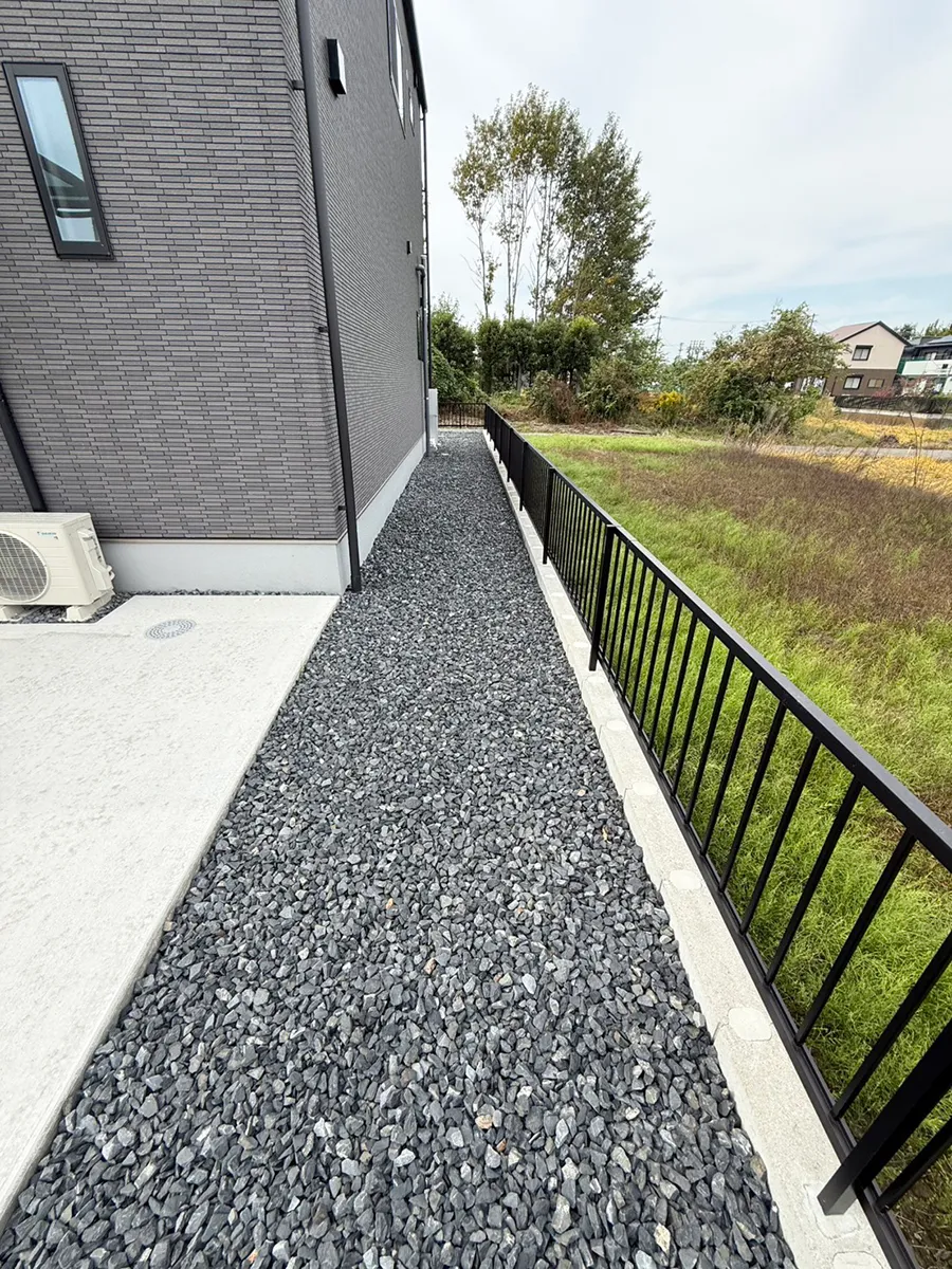 ガーテリア新築外構砂利敷き施工例