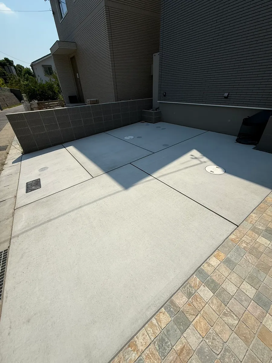 ガーテリア新築外構駐車場工事施工例